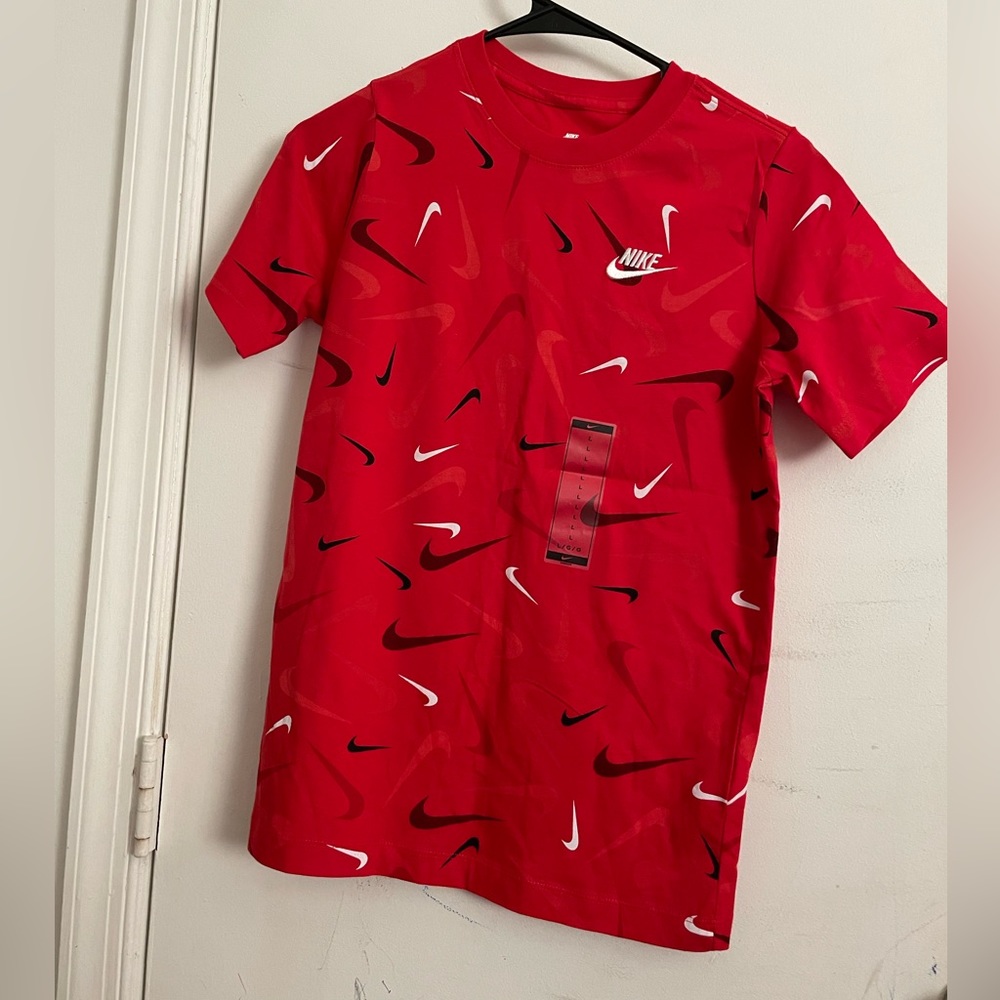 Nike Boys Short sleeve red Tee